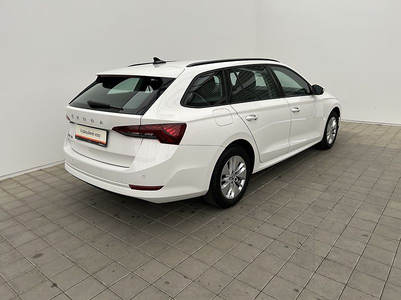 Škoda Octavia 1.5 TSI Ambition Plus - fotka 2 z 24