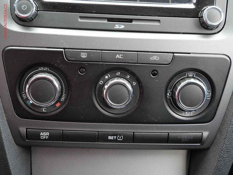 Škoda Octavia (2010) 1.2 TSi, servis.kniha - fotka 14 z 18