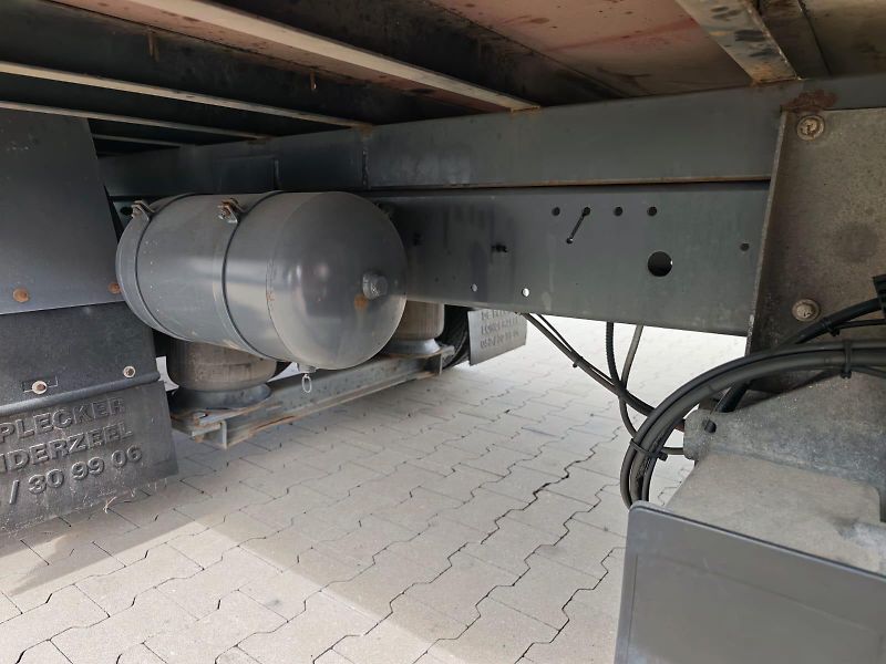DAF LF 210, 18 PALET, ČELO, KLIMA - fotka 25 z 26