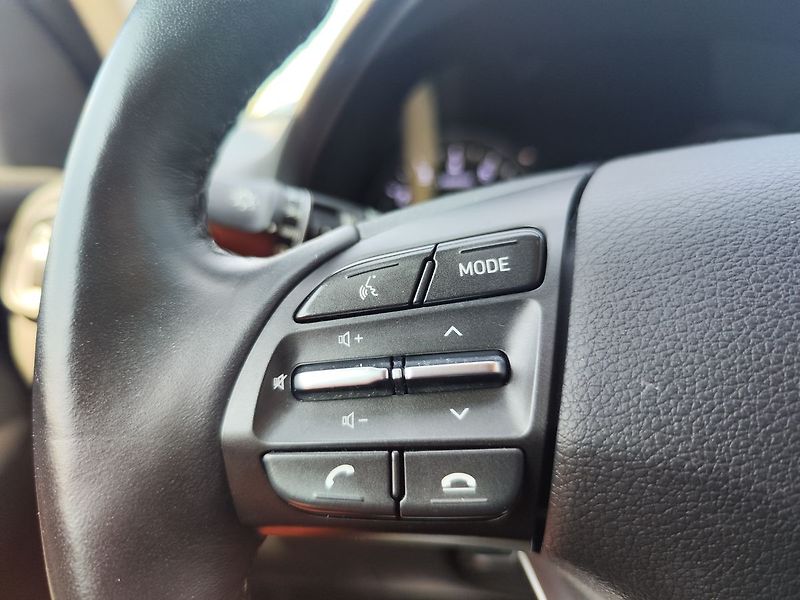 Hyundai i30 1.0 T-GDI/88kW Smart - fotka 20 z 29