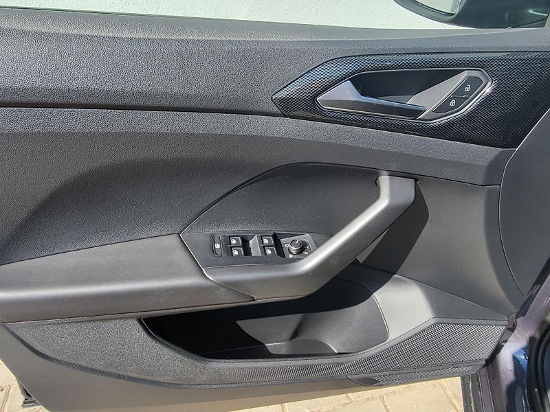 Volkswagen T-Cross (2026) Love 1.0 TSI 85KW 7DSG-nové - fotka 8 z 24