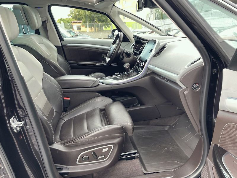 Renault Espace (2016) 1.6 dCi,118kW,Initiale Paris - fotka 44 z 49