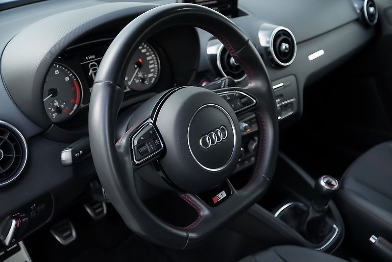 Audi S1 2.0 TFSI 170kW quattro - fotka 24 z 46