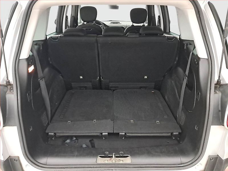 Fiat 500L (2015) 0.9 TwinAir, 7 míst, nová STK - fotka 14 z 20