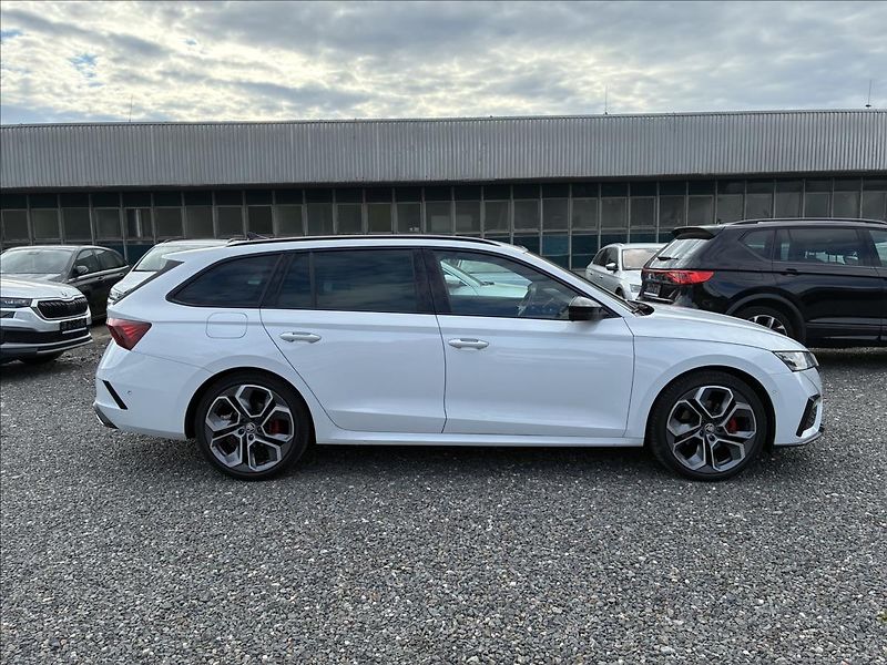 Škoda Octavia 2,0 RS,KŮŽE,HEAD-UP,EL.KUFR - fotka 5 z 34
