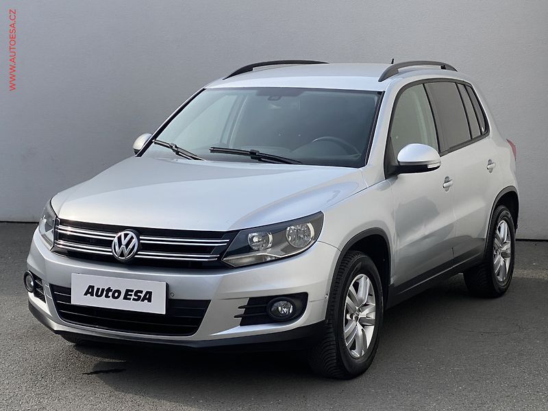 Volkswagen Tiguan (2012) 2.0TDi, ČR, Trend&Fun, TZ - fotka 3 z 17