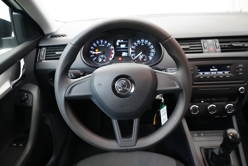 Škoda Octavia - fotka 13 z 24