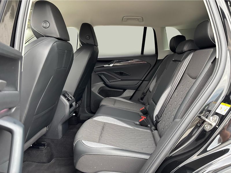 Volkswagen Tiguan Life 2,0 TDI 110 kW GOAL - fotka 12 z 30