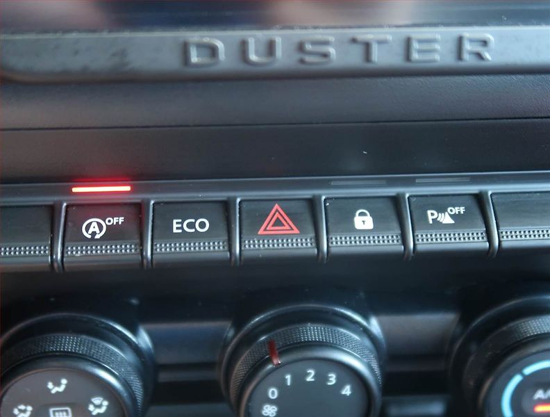 Dacia Duster (2024) Comfort 1.0 TCe, LPG, Tempomat - fotka 16 z 17