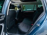 Volkswagen Passat 2.0TDI AUTOMAT VÝHŘEV SERVISKA - náhled 34