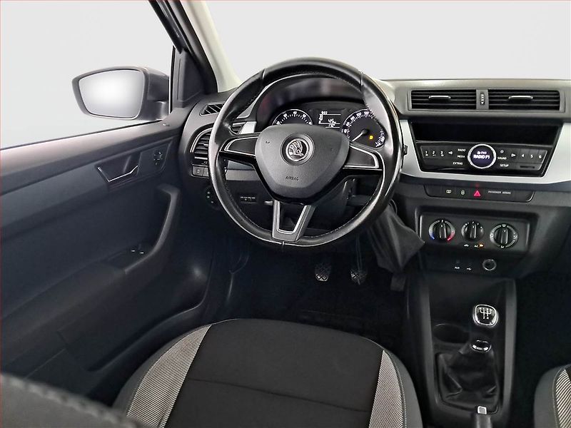 Škoda Fabia (2015) 1.2 TSI - fotka 7 z 17