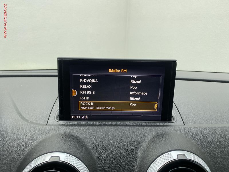 Audi A3 (2017) 1.6 TDi, Bixen, panor, kůže - fotka 17 z 20