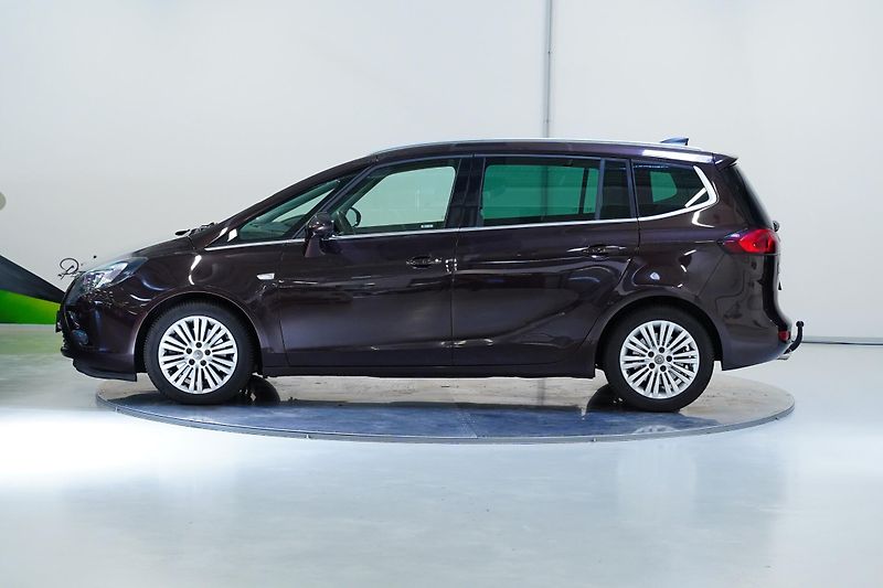 Opel Zafira - fotka 3 z 26