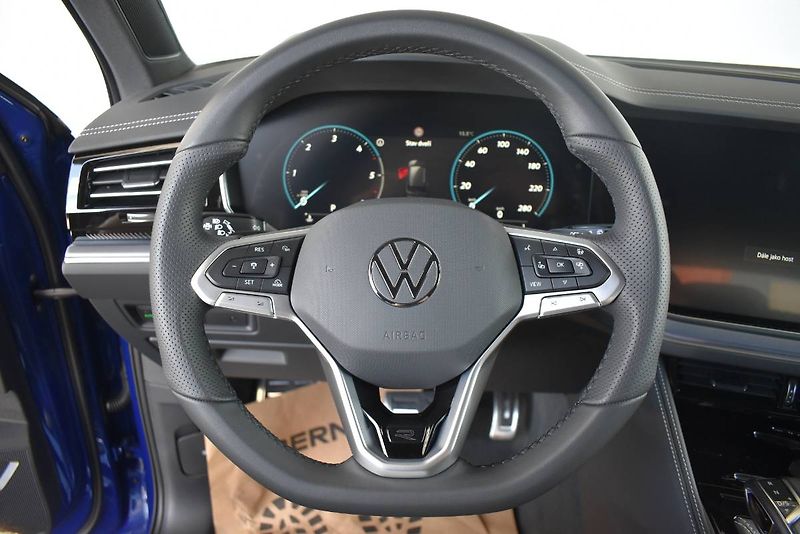 Volkswagen Touareg (2025) R-Line 3.0TDI 210kW, Záruka,We - fotka 20 z 29