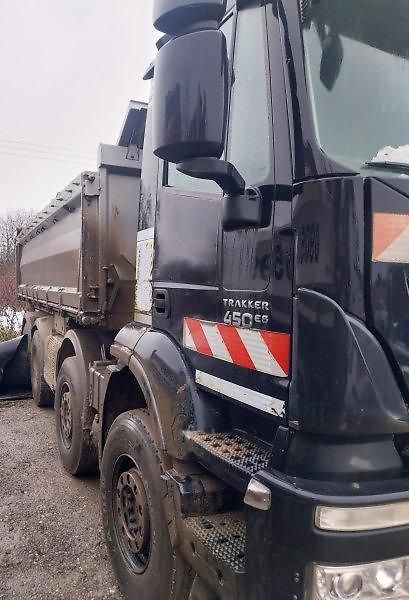 Iveco Trakker (2016) 450 sklápěč 8x4 Eur6 - fotka 4 z 9