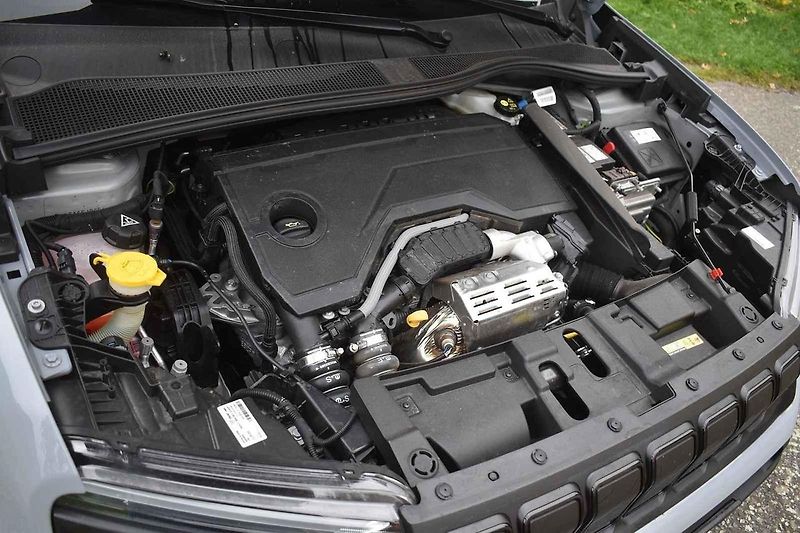 Jeep Avenger dobře poslouží menším rodinám, které nechtějí jezdit vždy jen po silnici.