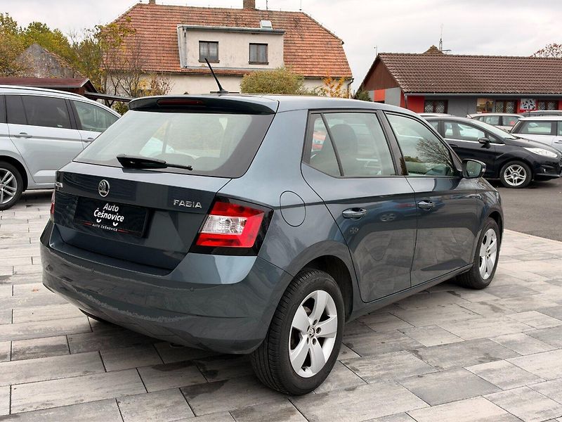 Škoda Fabia (2016) Ambition 1.2 TSI 66kW - fotka 5 z 33