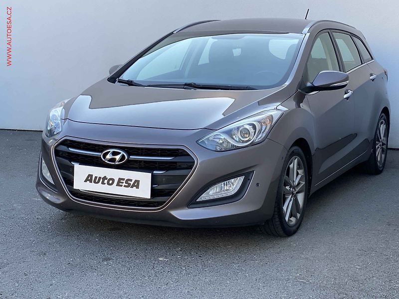 Hyundai i30 (2015) 1.6GDi, ČR, ČR, tempo - fotka 3 z 16