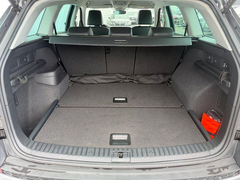 Škoda Kodiaq (2023) 2.0 TDI 110kW DSG 4x4 Style Co - fotka 33 z 35