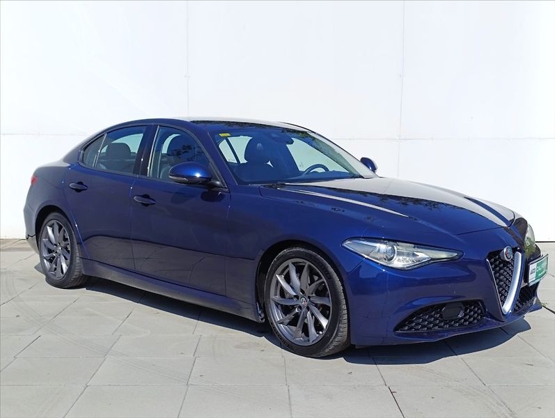 Alfa Romeo Giulia 2,2 JTD Automat Navi ,Tempomat - fotka 5 z 33