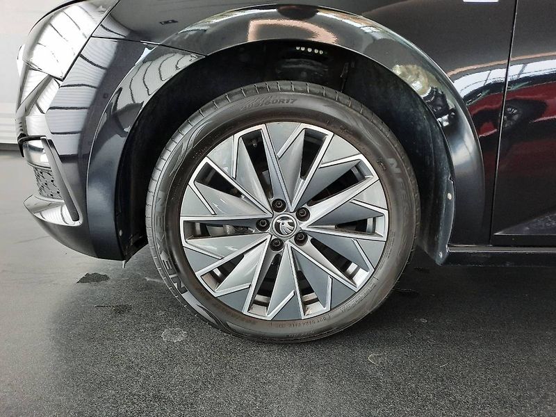 Škoda Scala (2022) Ambition 1.0 TSI (70kW/95k) - fotka 22 z 25