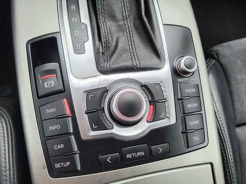Audi A6 (2008) 3.0 TDI Q AT/NAVI/VZDUCH/KŮŽE - fotka 34 z 52