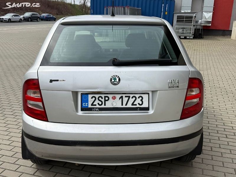 Škoda Fabia 1.4i 44kw, Bez koroze NOVÁ STK - fotka 4 z 10