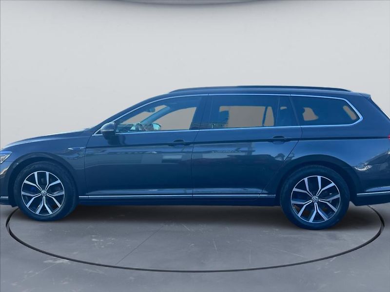 Volkswagen Passat GTE,Panorama,TZ,ACC,1.Maj - fotka 5 z 33
