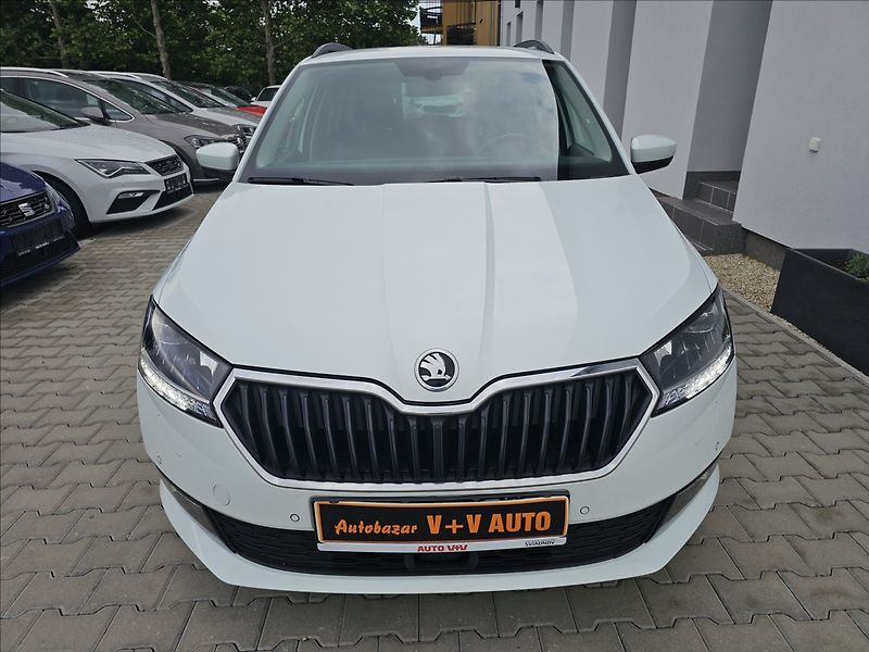 Škoda Fabia III 1,0TSi 81KW Drive - fotka 2 z 44