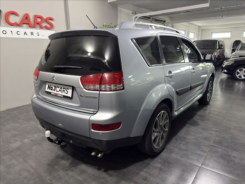Citroën C-Crosser 2,2   HDI AWD EXCLUSIVE XENON - fotka 5 z 38