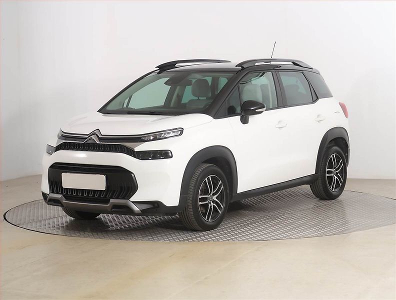 Citroën C3 Aircross (2021) Shine 1.2 PureTech, Serv.kniha - fotka 2 z 18