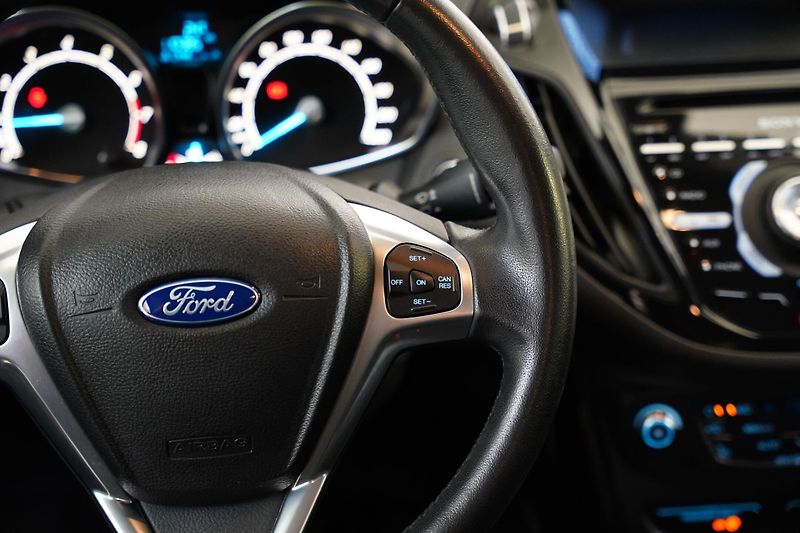 Ford B-MAX - fotka 16 z 26