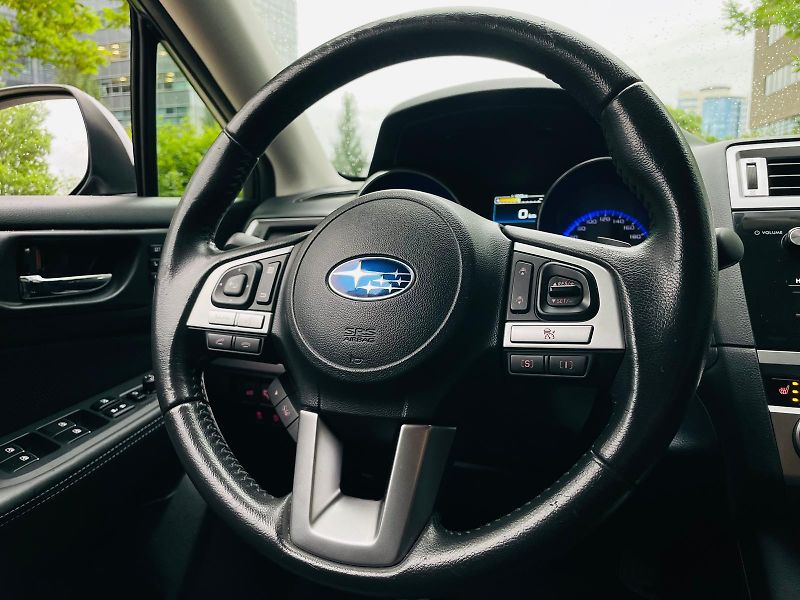 Subaru Outback 2.5i 4x4 AUT SERVISKA 1MAJITEL - fotka 25 z 49
