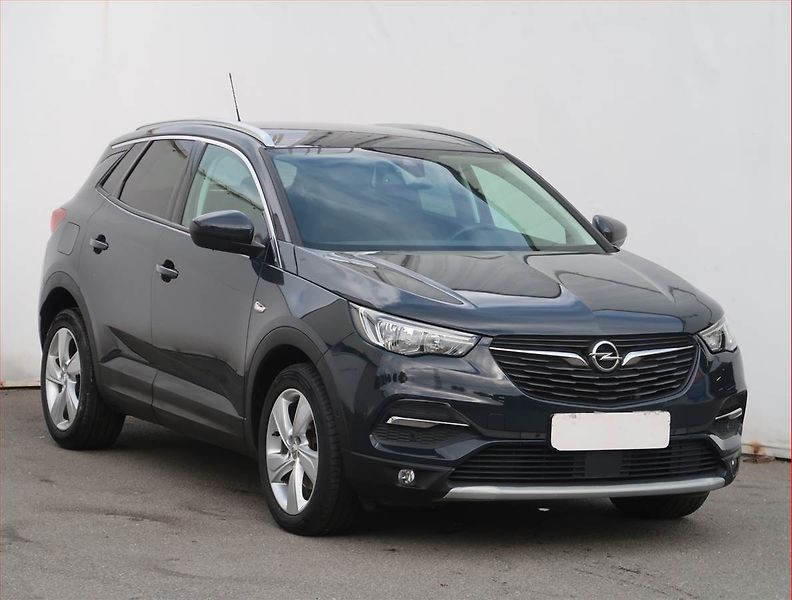 Opel Grandland X (2018) Innovation 1.2 Turbo - fotografie inzerátu