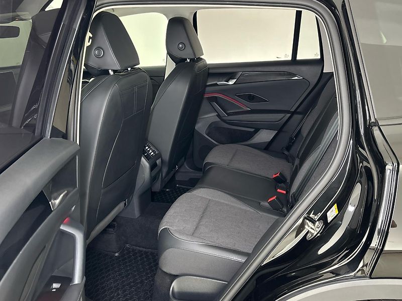 Volkswagen Tiguan People DSG - fotka 8 z 31