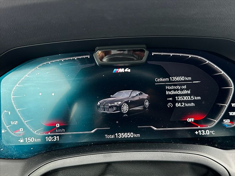 BMW M4 3,0 375kW-COMPETITION - fotka 23 z 46