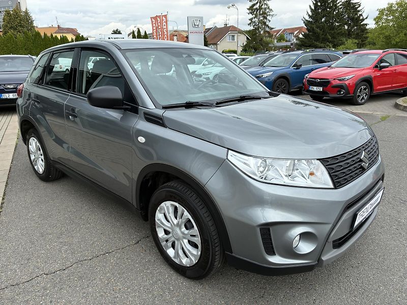Suzuki Vitara (2018) 1,6VVT Comfort 5MT *ZÁRUKA* - fotka 3 z 18