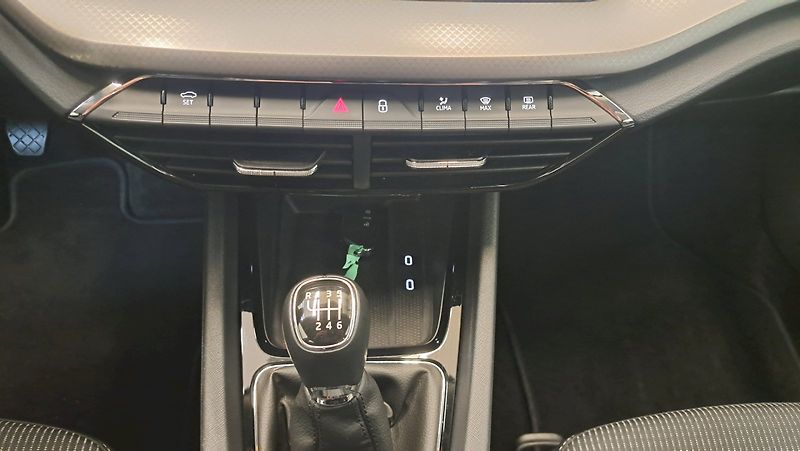 Škoda Octavia (2024) Ambition 1,5 TSI 110 KW - fotka 20 z 23