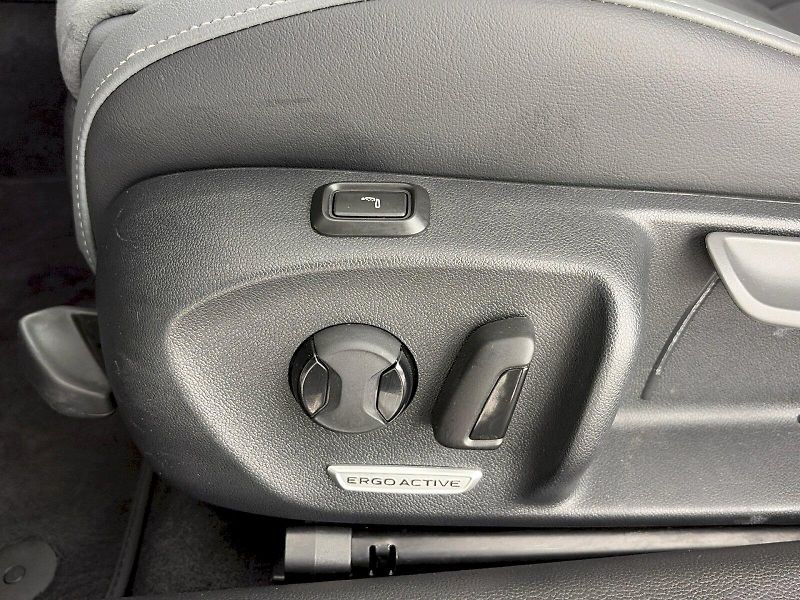 Volkswagen Passat (2024) Business 1.5 TSI 110kW DSG - fotka 32 z 35