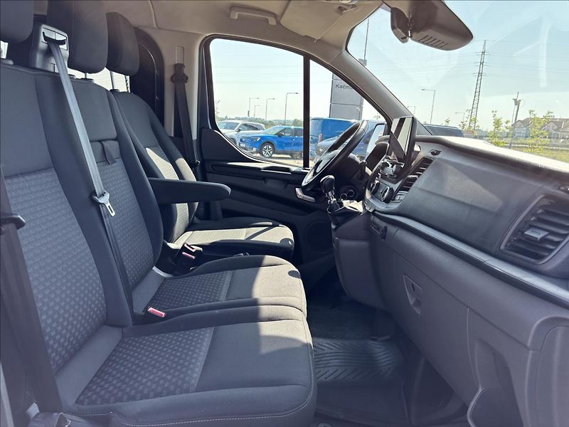 Ford Transit Custom 2,0 EcoBlue 125 kW Záruka L2 - fotka 17 z 36