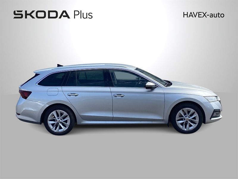 Škoda Octavia (2022) Combi 2.0 TDI 4x4 DSG Style+ - fotka 3 z 39