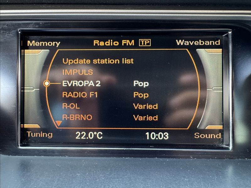 Audi A4 2,0 TDI 105kW AVANT - fotka 38 z 50