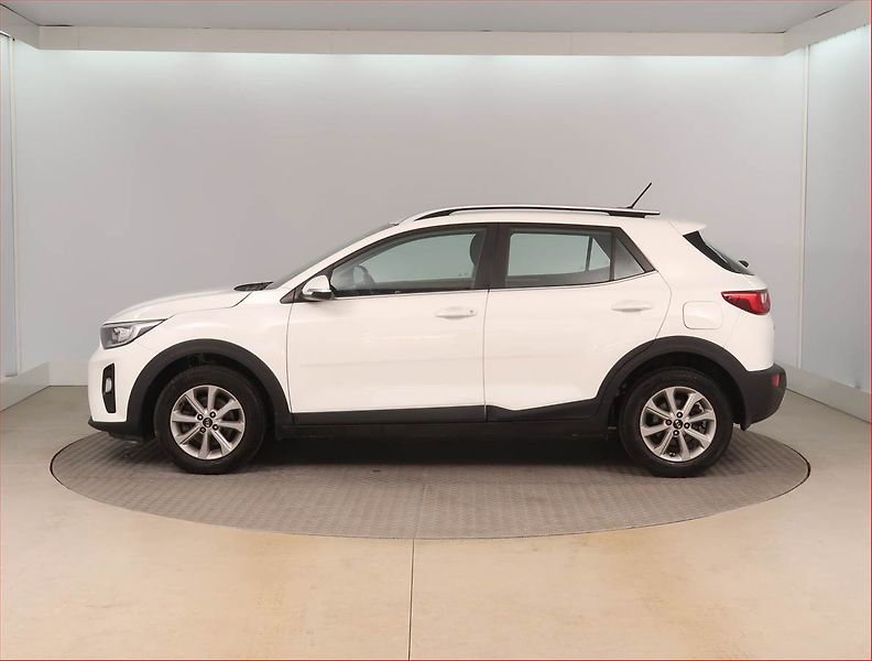 Kia Stonic (2018) 1.25 CVVT, Serv.kniha - fotka 3 z 15