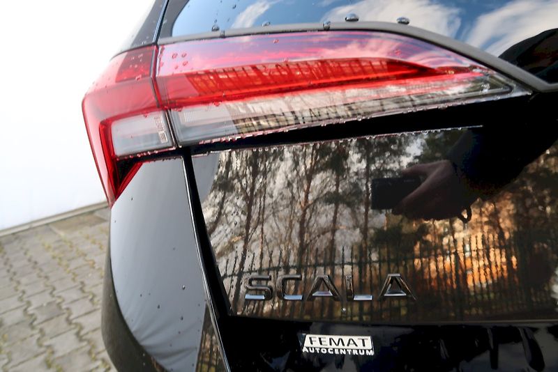 Škoda Scala (2025) MonteCarlo 1,5 TSi/110 kW - fotka 28 z 32