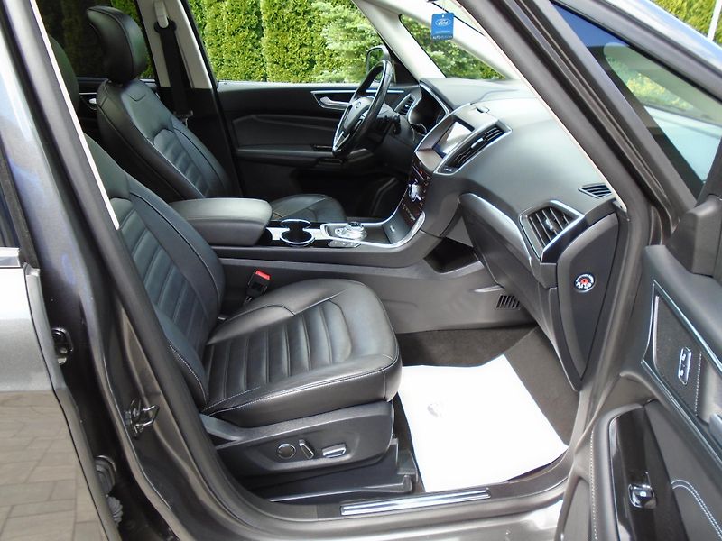 Ford Galaxy 2.0EcoBlue 140kW 8AT Titanium - fotka 35 z 48