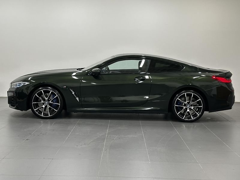 BMW Řada 8 (2022) 840d xDrive M Sport, Laser, HU - fotka 2 z 17