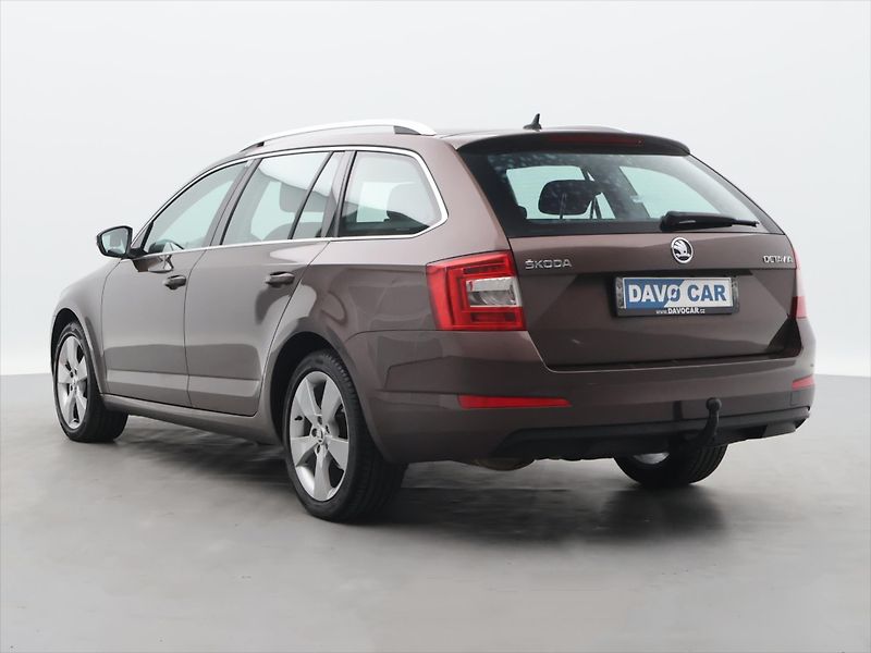 Škoda Octavia 2,0 TDI 110kW CZ Style Kessy - fotka 5 z 30