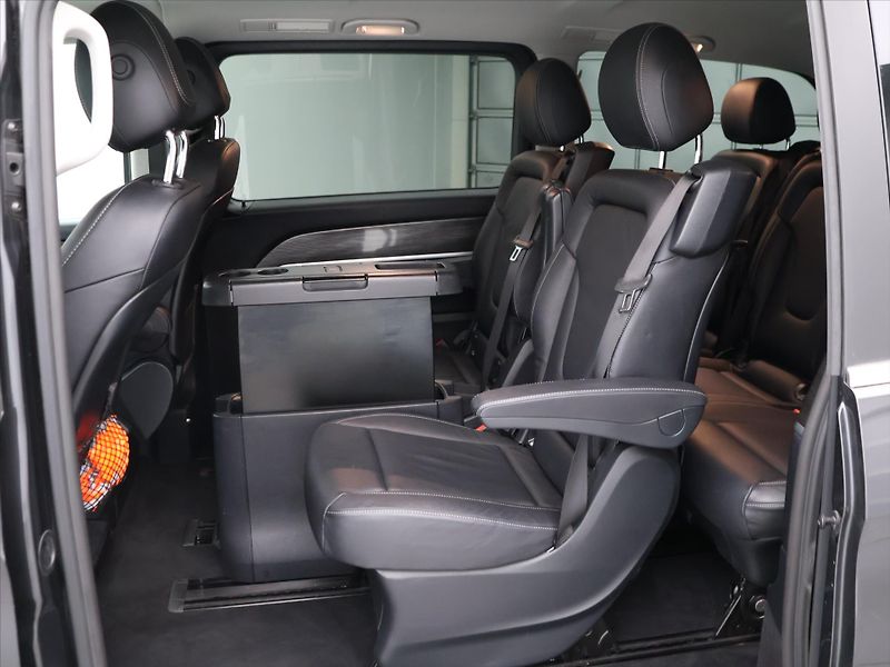 Mercedes-Benz Třídy V 2,0 V 300 d L Auto 174kW DPH - fotka 16 z 34