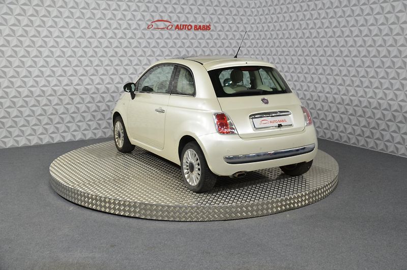 Fiat 500 (2010) 1.2i 51kw panorama - fotka 8 z 14