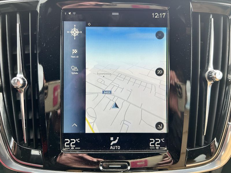 Volvo V90 T6 235kw AWD CROSS COUNTRY - fotka 26 z 52